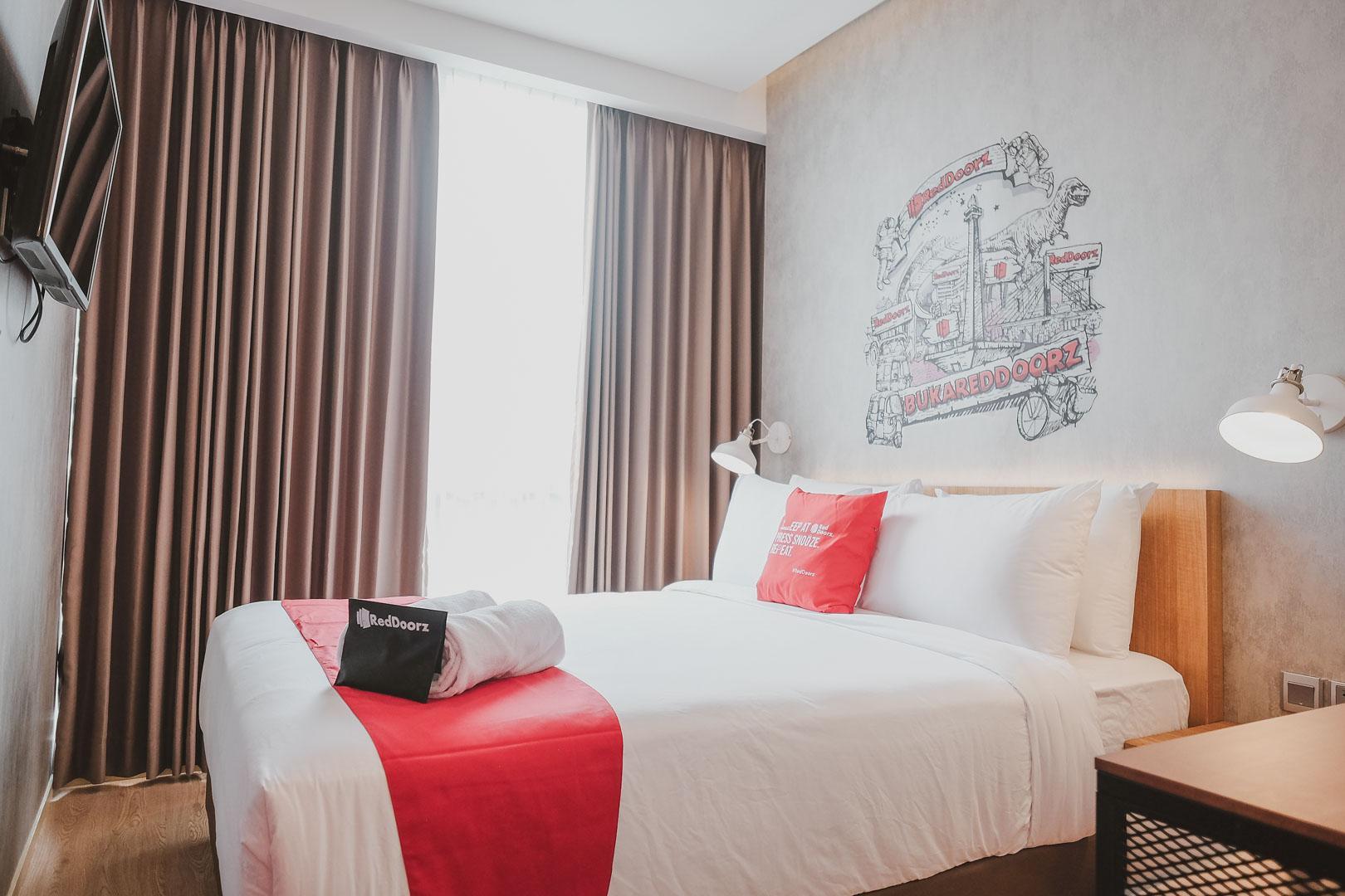 Reddoorz Plus @ Thamrin Yakarta Exterior foto