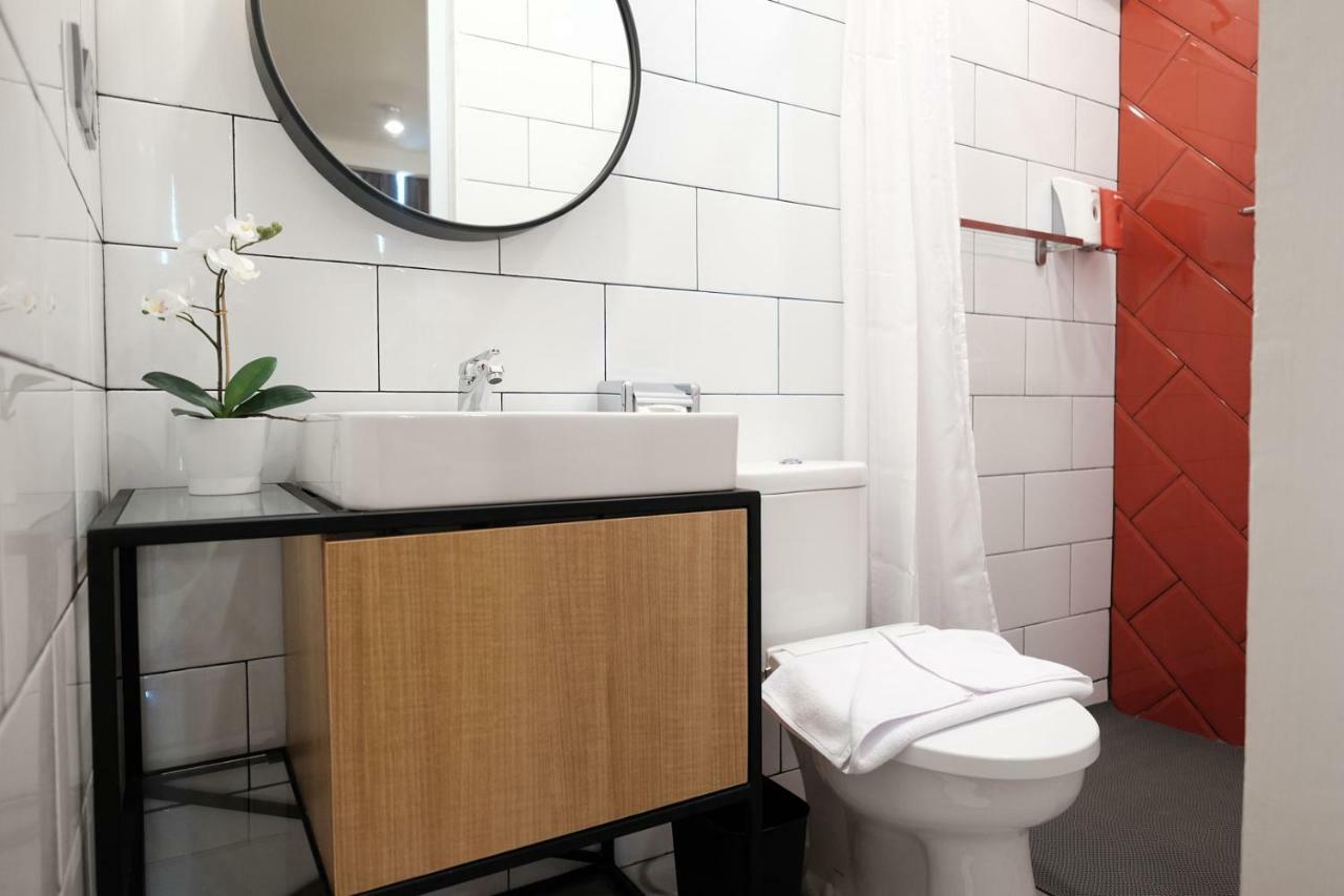 Reddoorz Plus @ Thamrin Yakarta Exterior foto